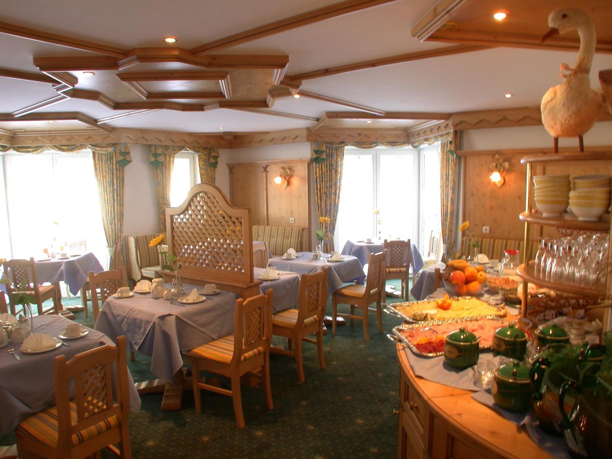 Hotel Garni Pradella Ишгль Экстерьер фото